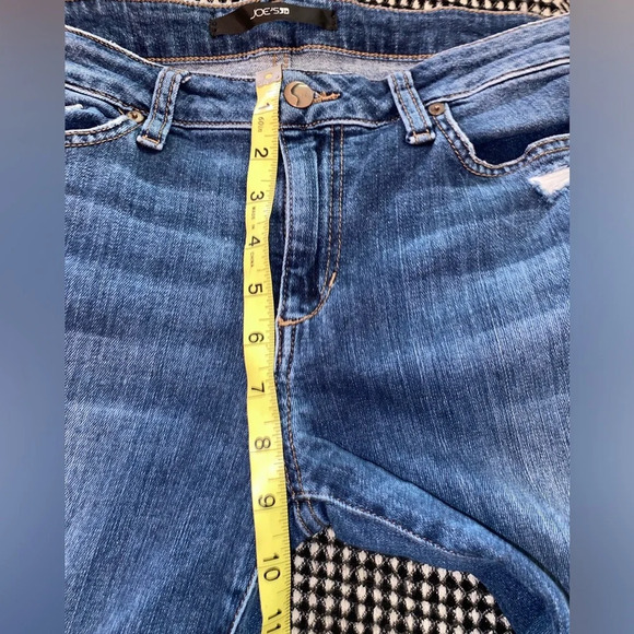 Joe's Jeans Skinny Ankle Distressed Dark Wash Denim - Picture 4 of 7